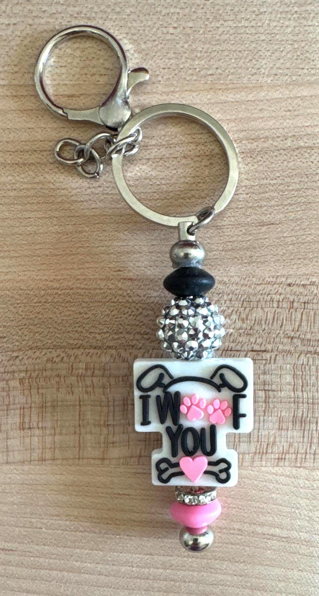 Dog Mom Keychain Bag Charm, Paw Print Key Fob Attachment, Pet Lover Accessory, Beaded Canine Enthusiast Gift