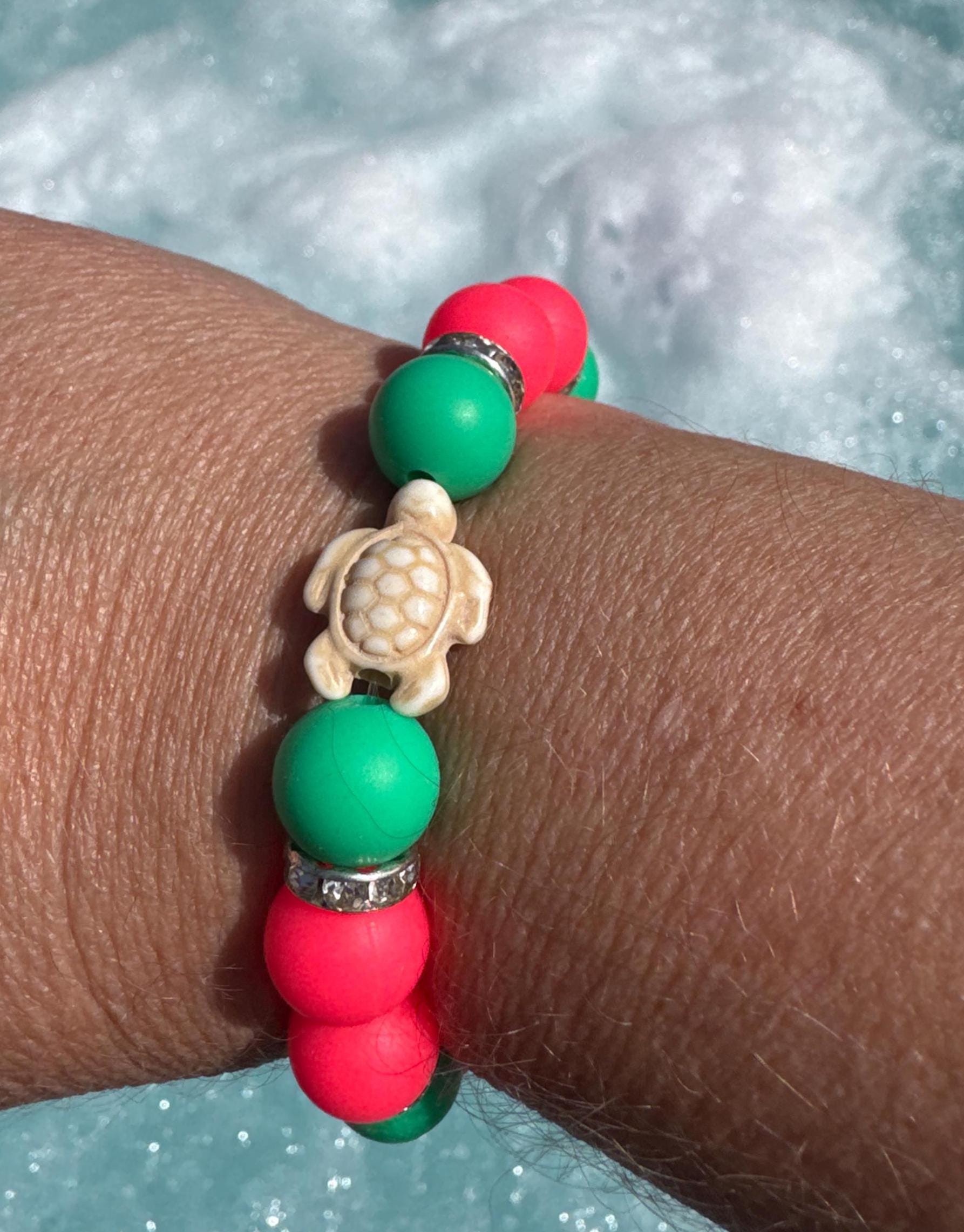 Sea Turtle Cruise Wristlet, Bracelet Keychain, Green Coral Cruise Lanyard Alternative, Cruise Ship Card Holder, Beach Vacation Accessory